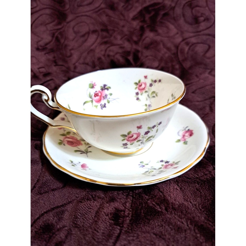 Vintage Victoria C&E Bone China Tea Cup Saucer Set England Floral Gold Trim